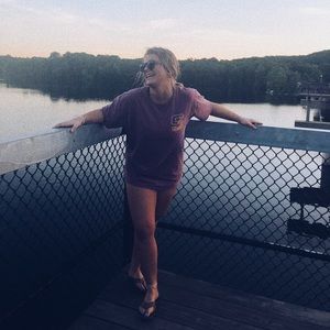 Meet your Posher, Jade